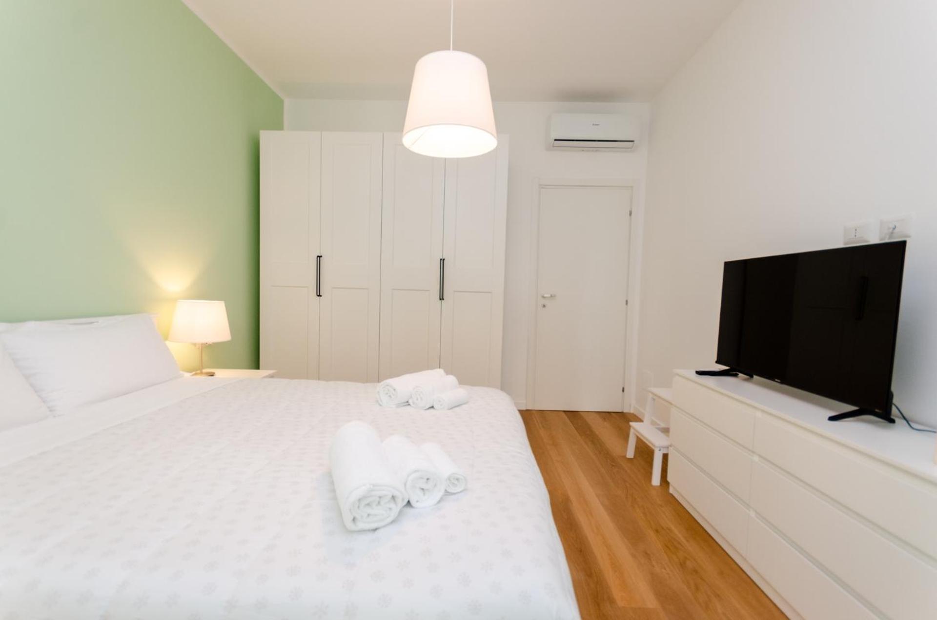 Vivimi Home Fiordalisi Stile & Comfort Vicino Metro มิลาน ภายนอก รูปภาพ